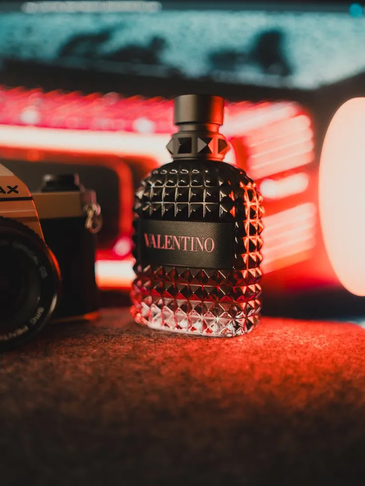 Fragancia intensa Valentino Uomo Born In Roma Intense disponible en Luzents Riobamba Ecuador