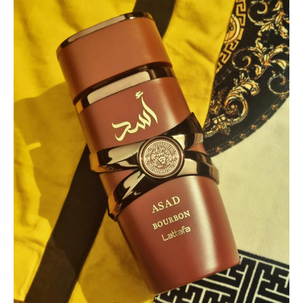 Fragancia masculina Lattafa Asad Bourbon original disponible en Luzents Riobamba Ecuador