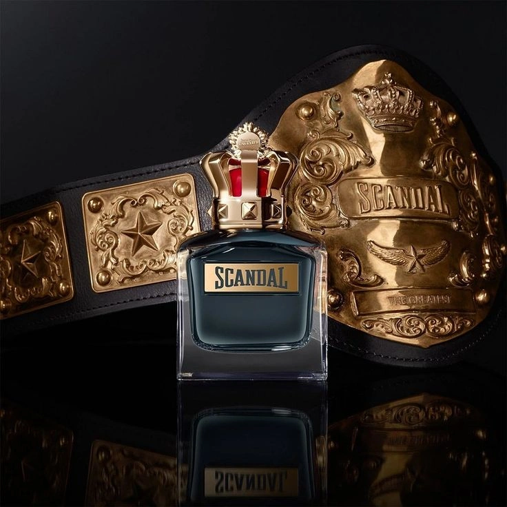Caja roja aterciopelada Jean Paul Gaultier Scandal Pour Homme Riobamba Ecuador